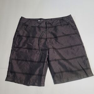 Free World Hybrid Men Shoets Size 34